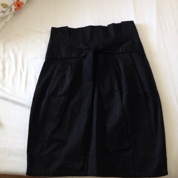 Dresses & Skirts - Skirt
