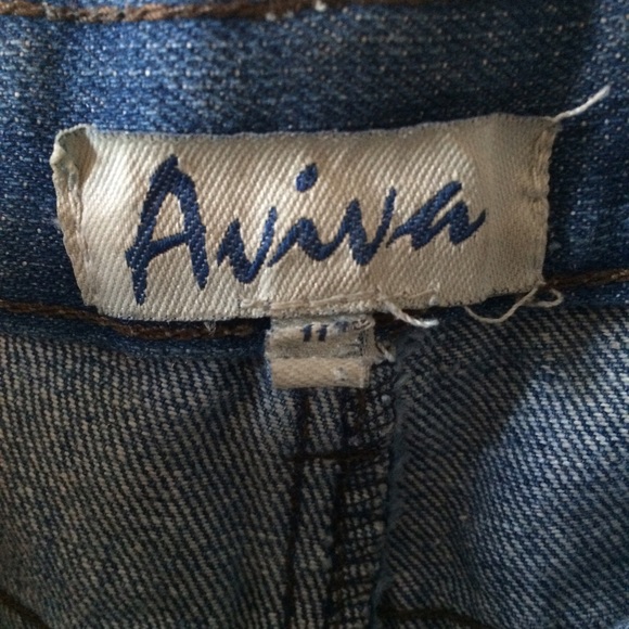 Levi's Style Shorts - Picture 2 of 2
