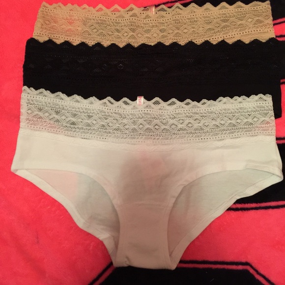 VS PINK HIPSTER PANTIES BUNDLE