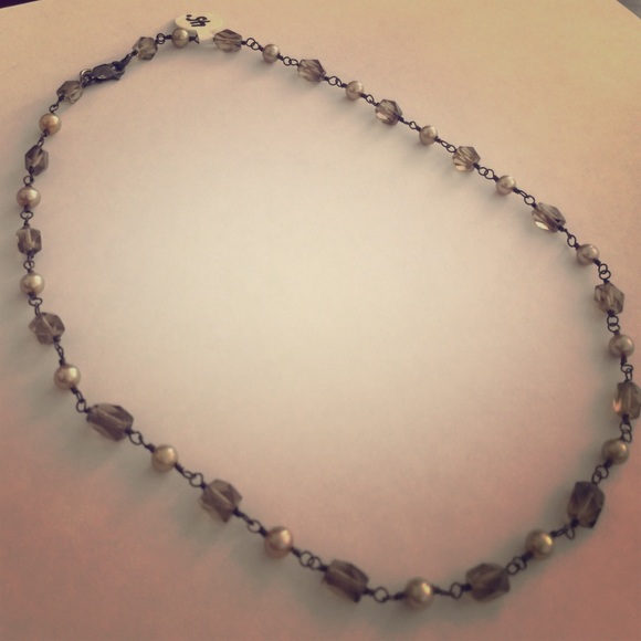 Gem and pearl necklace