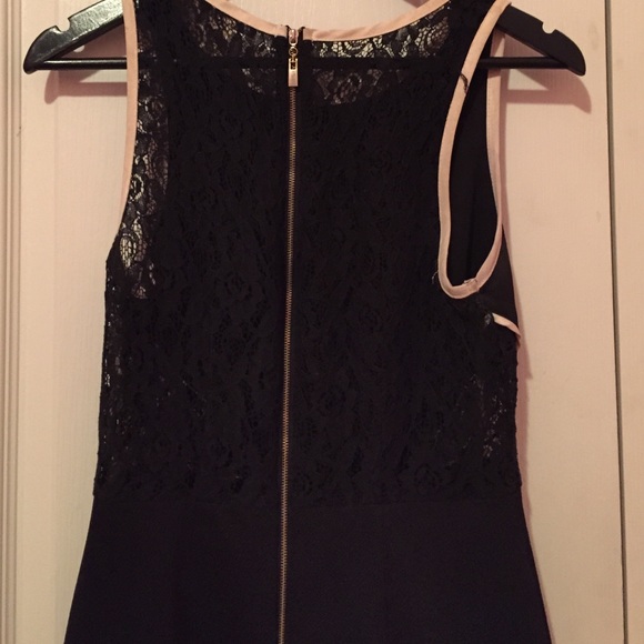 Francesca's body con formal dress - Picture 4 of 4