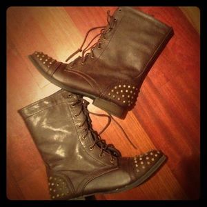 studded boots