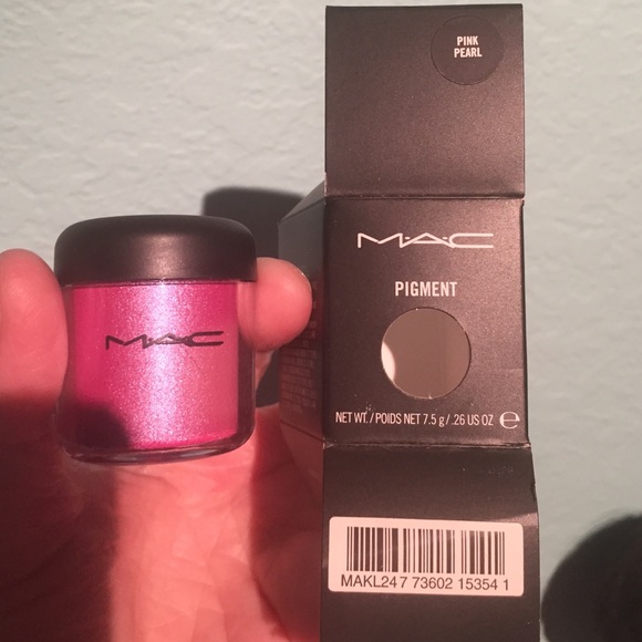 MAC PRO PIGMENT BNIB - PINK PEARL