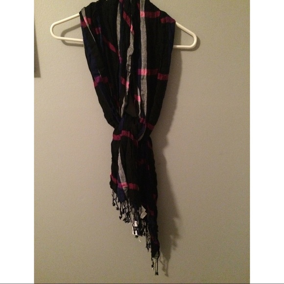 NEW GAP Scarf