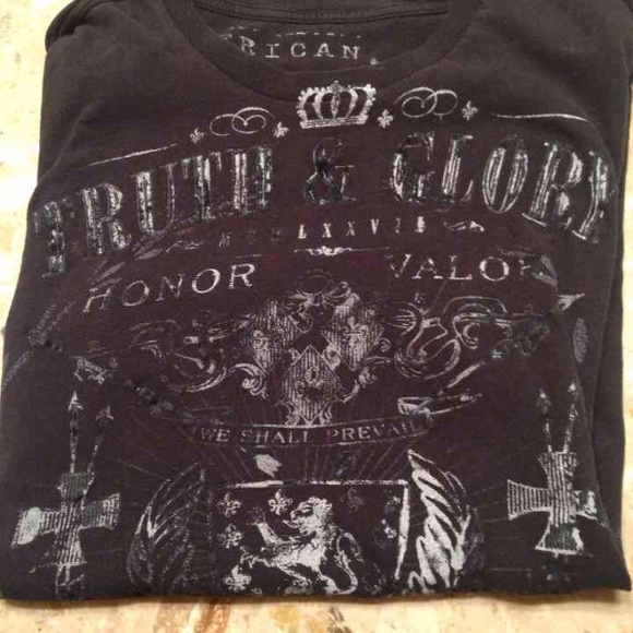 American eagle shirt.