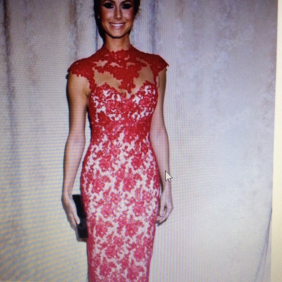 Lace midi dress