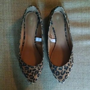 Mossimo leopard print flats