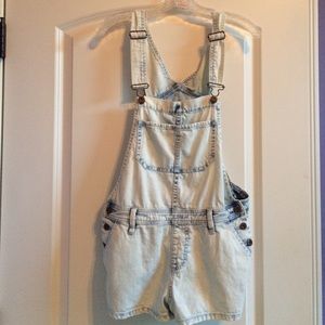 Worn once Denim short overalls