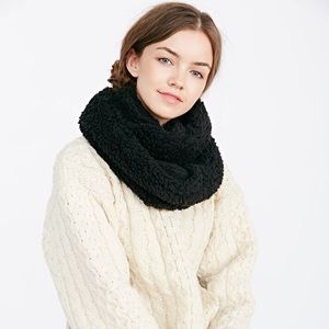 Forever21 Faux fur infinity scarf !