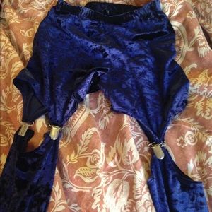 Blue velvet garter leggings