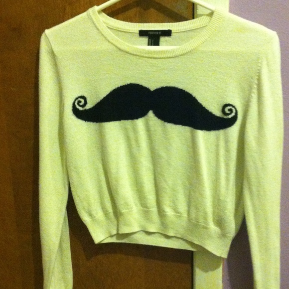 Mustache sleeved crop top - Picture 1 of 2