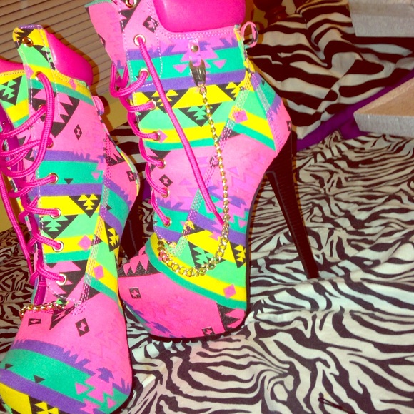 Lace up booties 💗💚💜💛