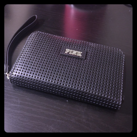 VS PINK WALLET