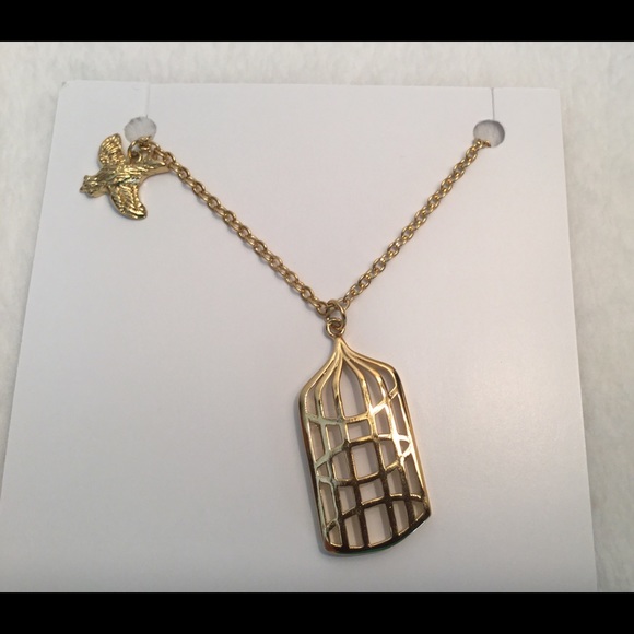 💛 Free Bird Necklace 💛 - Picture 2 of 2