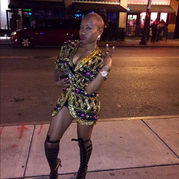 Vintage Blazer - Picture 1 of 3