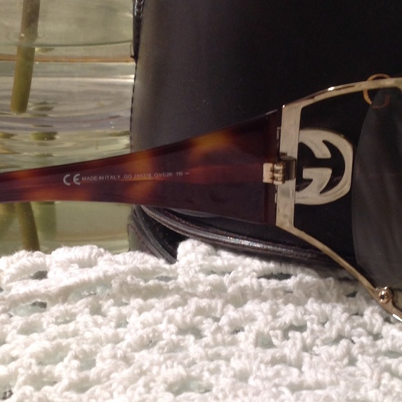 Gucci sunglasses main image 4