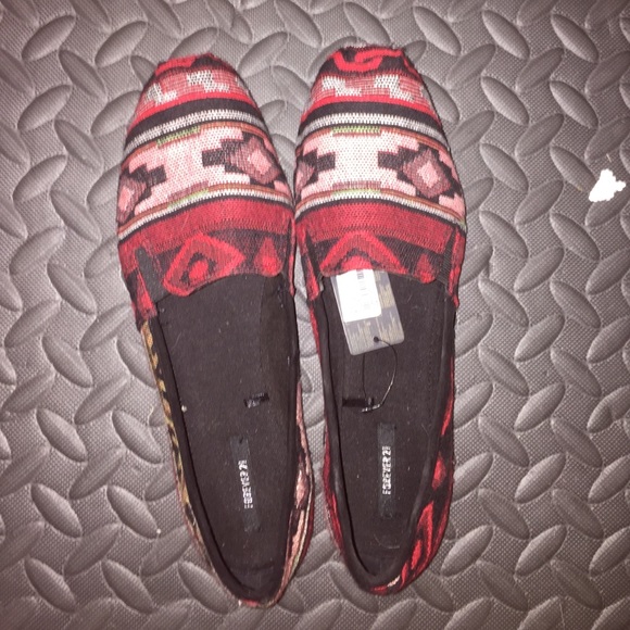 Aztec print canvas slip ons