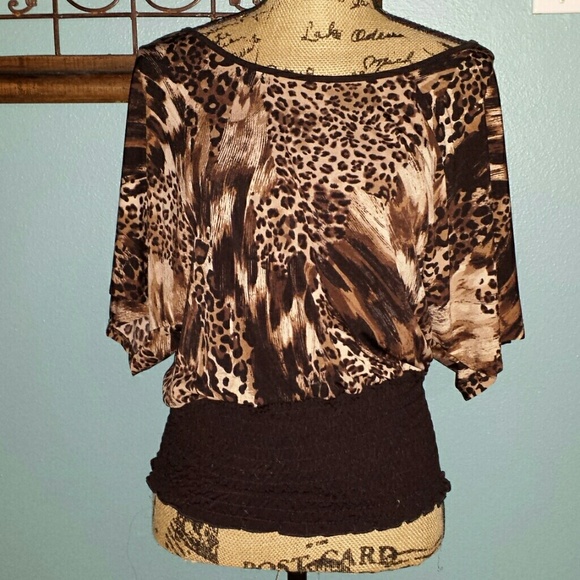 Leopard print top