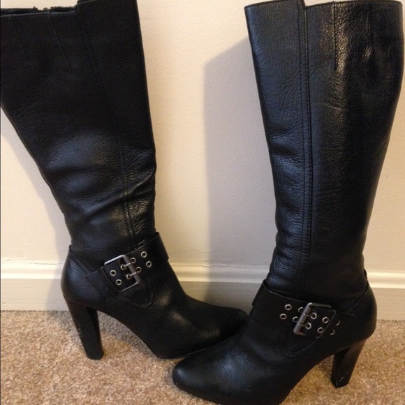 Vera Wang calf high boots