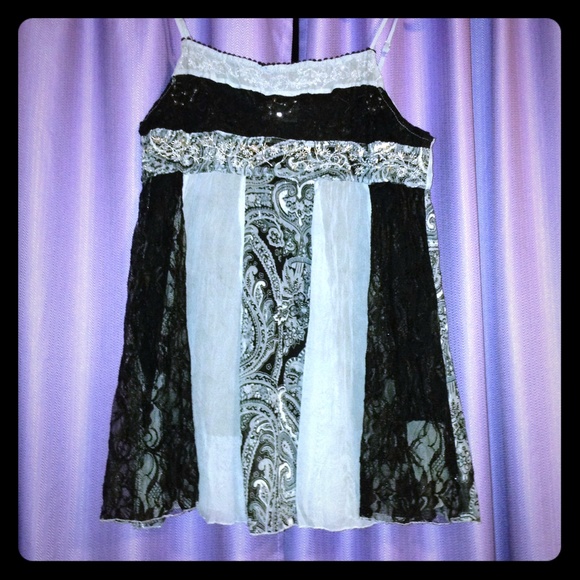 Adorable dressy tank top!