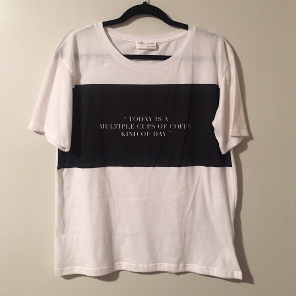 BUNDLED Zara Tee Shirt - Picture 3 of 4