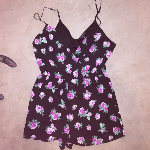 floral spaghetti strap romper