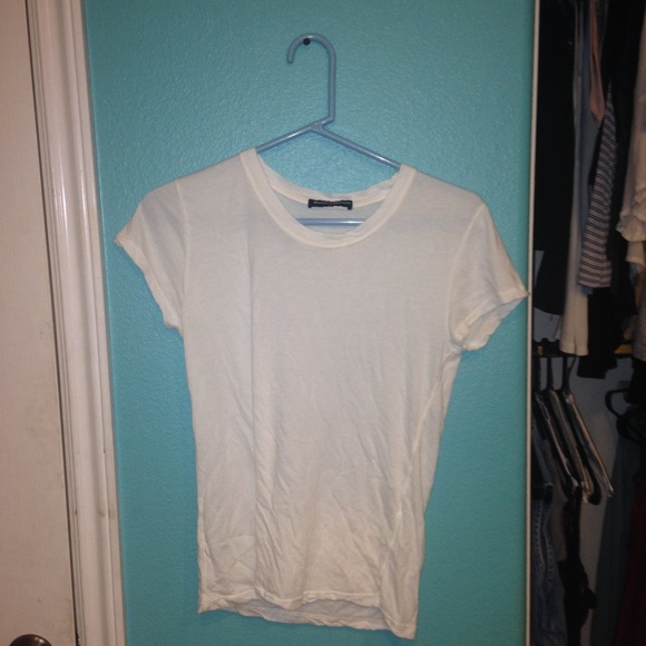 Brandy Melville shirt