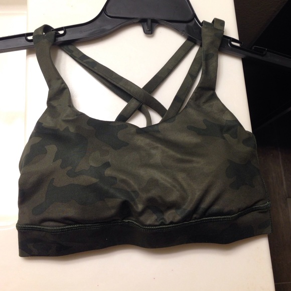Lululemon sports bra