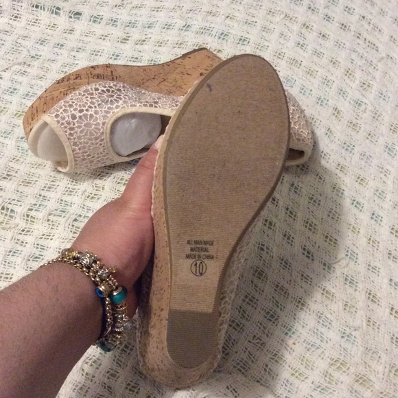 Lace Cork Wedges - Picture 2 of 3