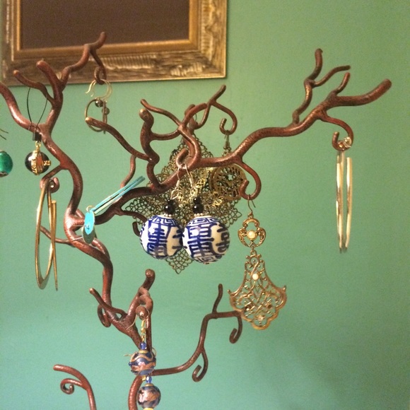 Jewelry tree