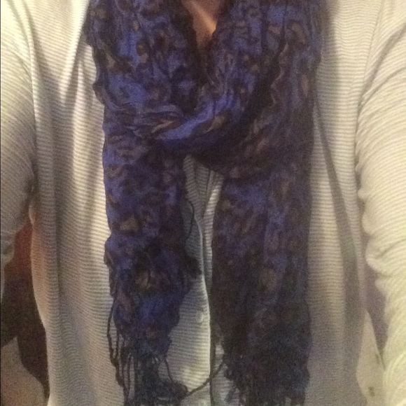 Express Blue Leopard Print Scarf