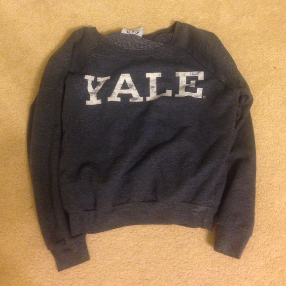 YALE crew neck