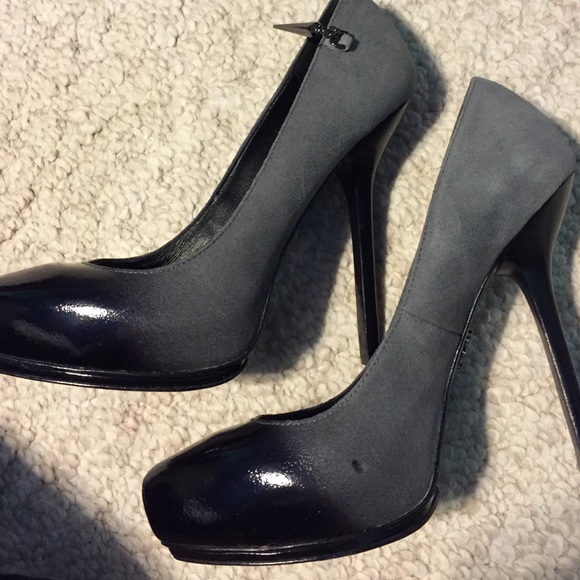 Rock and republic grey Celina pumps - Picture 3 of 4