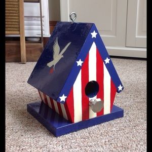 Patriotic Bird House - NWOT