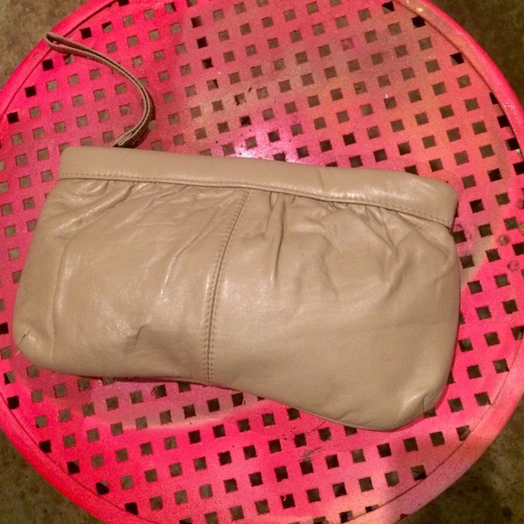Vintage 1980s Taupe Faux Leather Clutch / Handbag