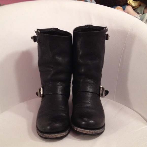 ON SALE Frye veronica