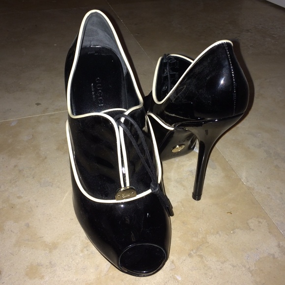 ⛔️⛔️⛔️SOLD⛔️⛔️⛔️ Gucci Newton - Picture 2 of 4