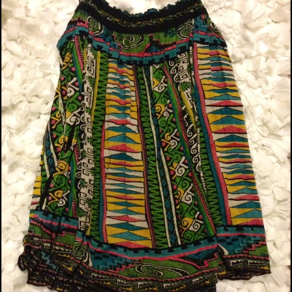 Aztec tank top! - Picture 3 of 4