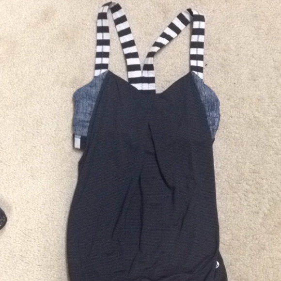 Lululemon top