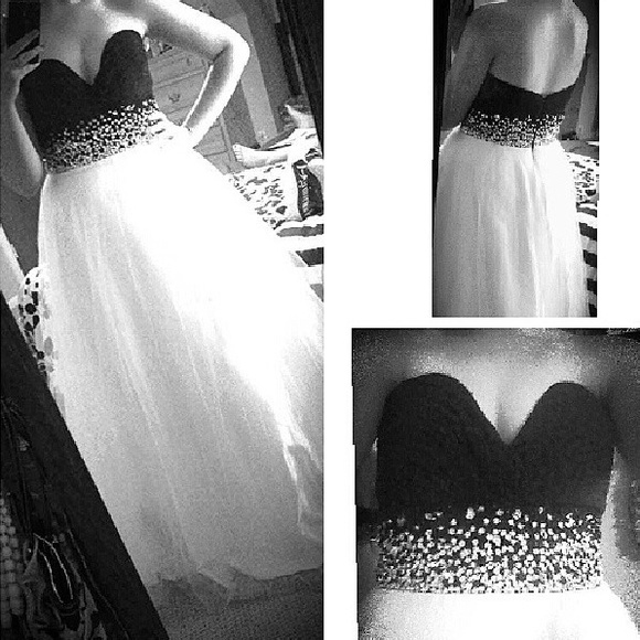 macy's black and white prom dress