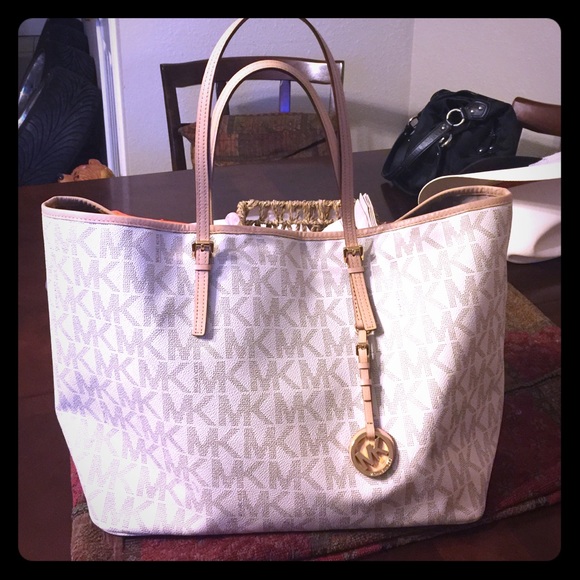 Michael Kors bag