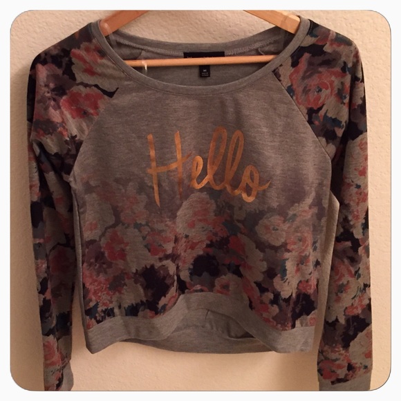 Floral Pullover - Picture 2 of 3