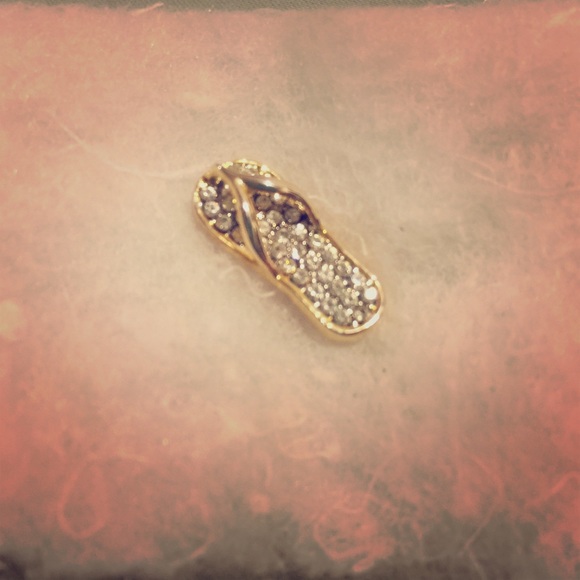 Flip flop Swarovski pendant with chain