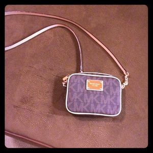 Michael Kors crossbody like new
