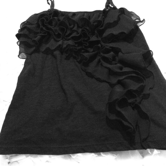 Navy chiffon ruffle tank top!