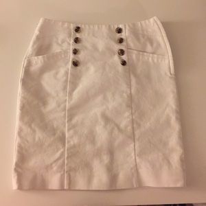 White banana republic skirt