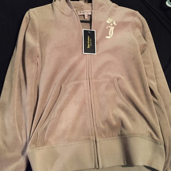 Tan juicy sweater.