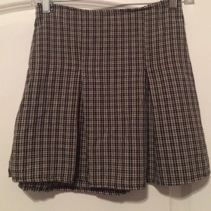 Brandy Melville skirt, barely worn