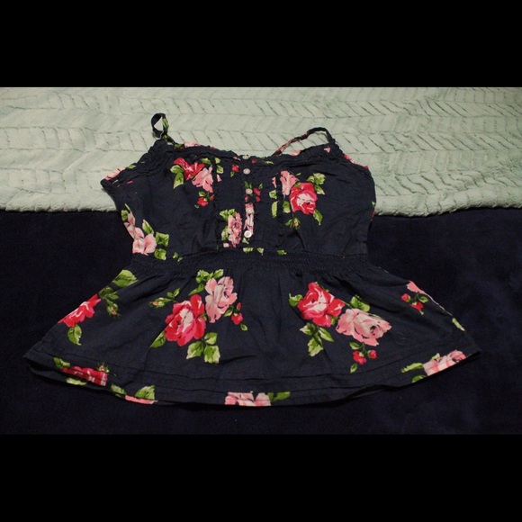 🚫SOLD🚫Gilly Hicks sleeveless top