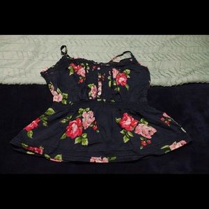 🚫SOLD🚫Gilly Hicks sleeveless top